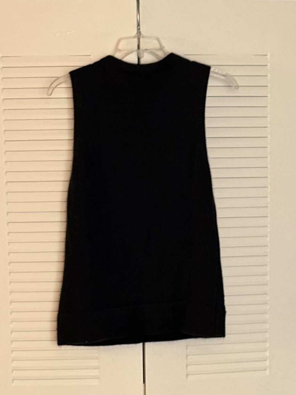 Old Navy Black Knit Sleeveless Relaxed Turtleneck Short Sleeve Top - Picture 5 of 5
